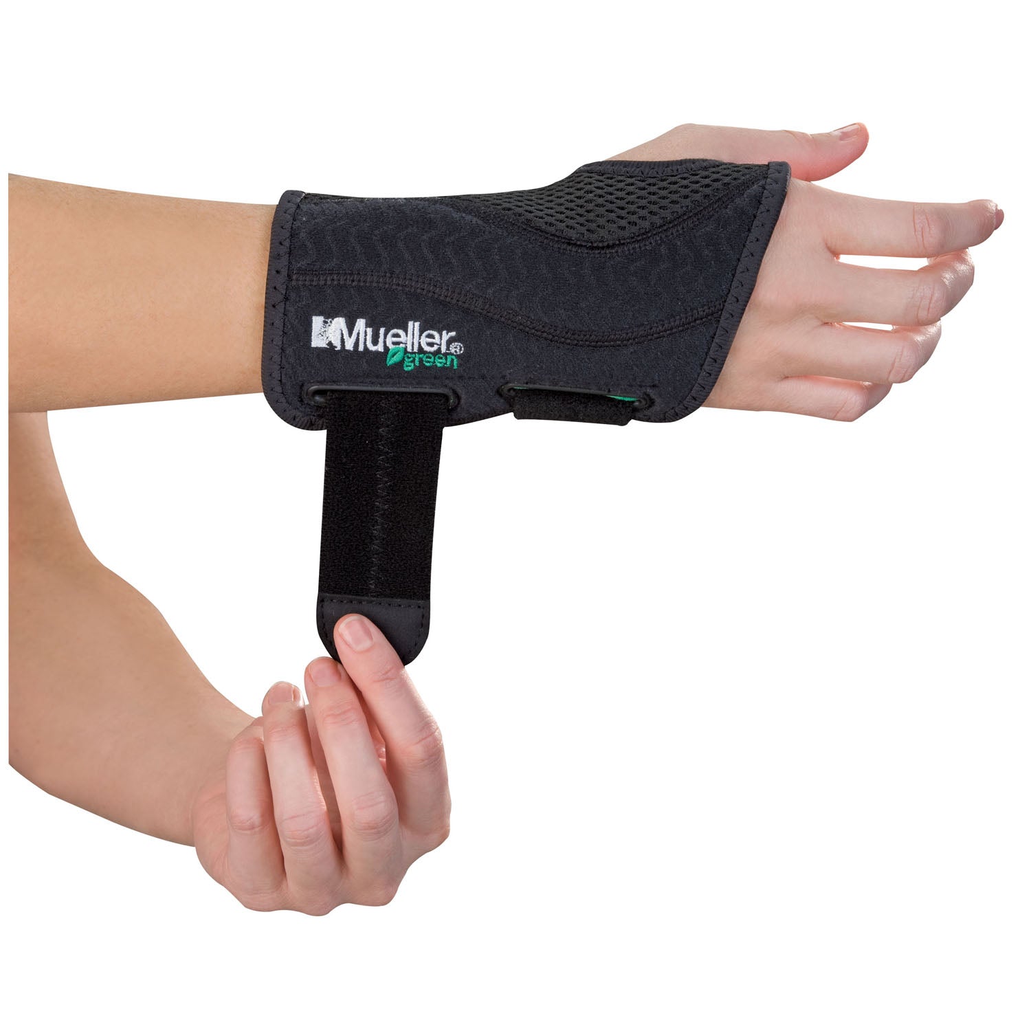 MUELLER® GREEN FITTED WRIST BRACE Black, Small/ Medium, Right